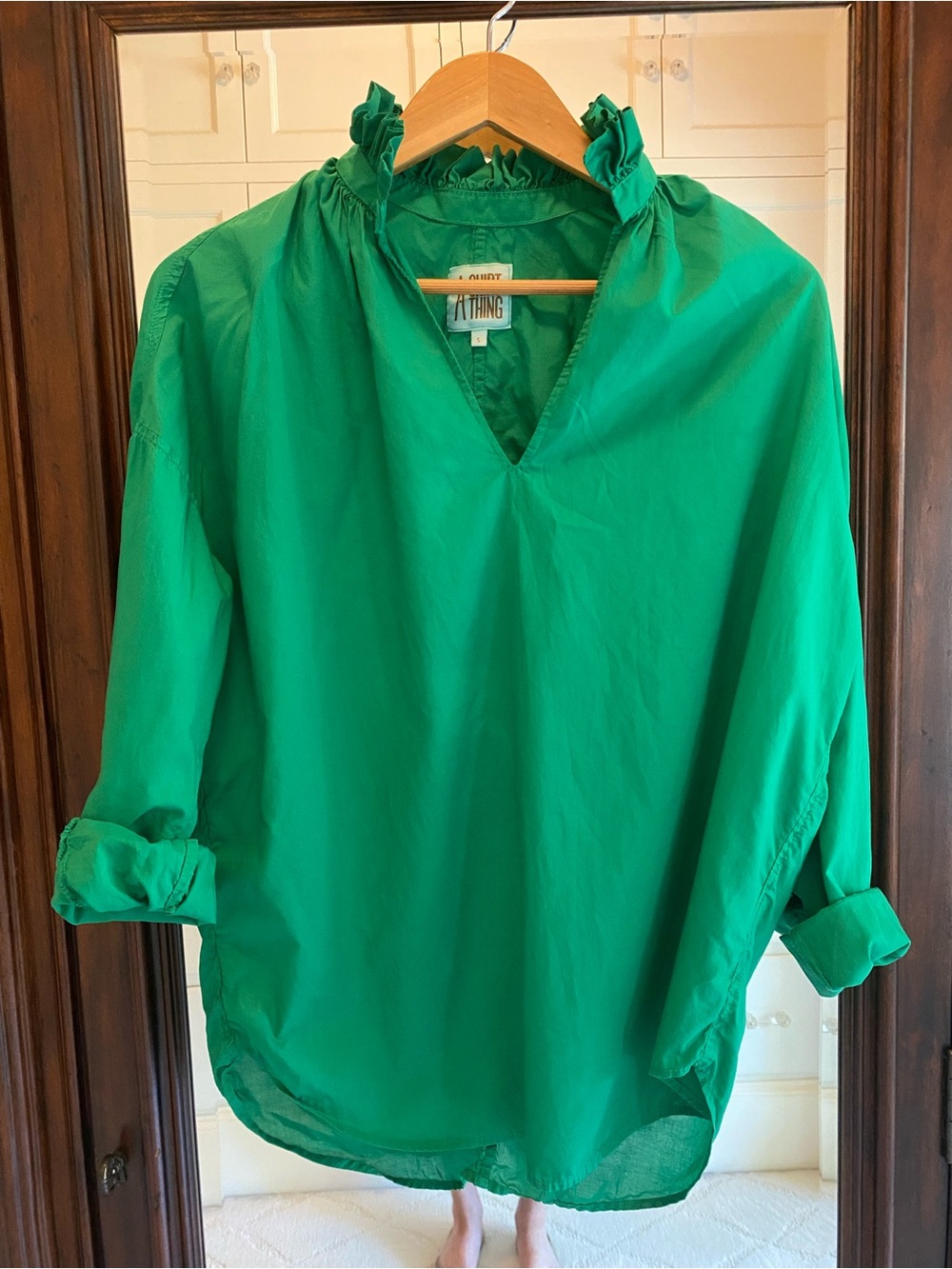 A Shirt Thing - Penelope Cabo Shirt in Kelly Green, Size Small